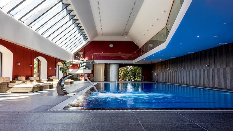 amazing places hotels